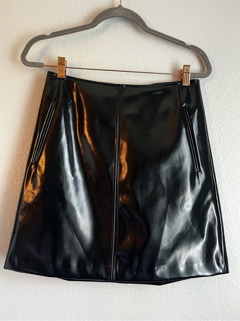 Calvin Klein Black Faux Leather A-Line Mini Skirt Size 4